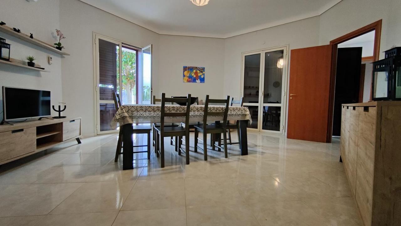 Appartamenti In Villa Polimnia 冯塔尼比安奇 外观 照片